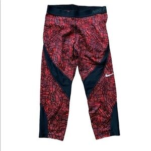 Nike | Nike Pro spandex capri leggings mesh details